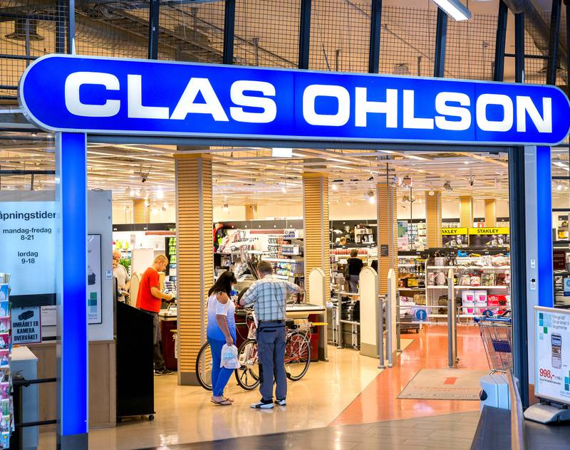 En rekke av Clas Ohlsons kunder angrer bittert på kjøp de har gjort i kjedens butikker, går det fram av kjedens egne nettsider.