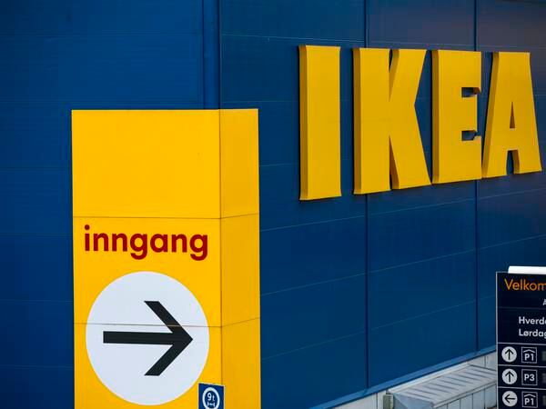 Ikea-ansatt dømt for å ha skrevet ut gavekort til seg selv