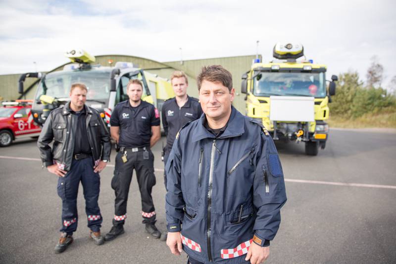 18 tidligere ansatte på flyplassen i Rygge har saksøkt staten, deriblant Morten Nilsen (i front).