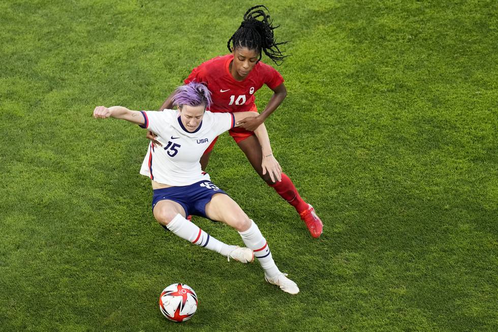 Det blir ikke noe nytt OL-gull for superstjernen Megan Rapinoe og USA etter at de mandag tapte OL-semifinalen mot Canda. Foto: AP Photo / Martin Mejia / NTB