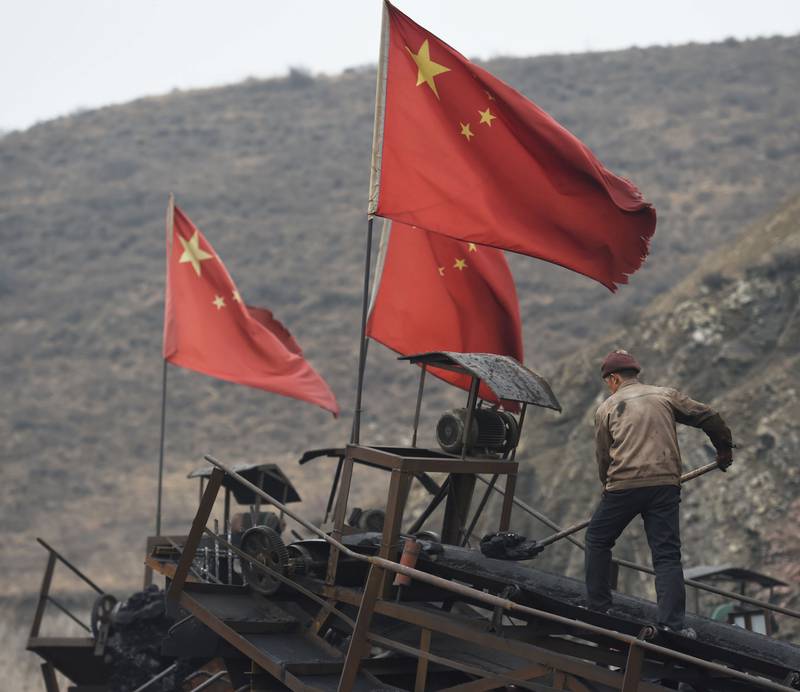 Nye kullgruver skal forurense mindre, ifølge kinesiske myndigheter. Luftkvaliteten i mange kinesiske byer er direkte helsefarlig. FOTO: NTB SCANPIX