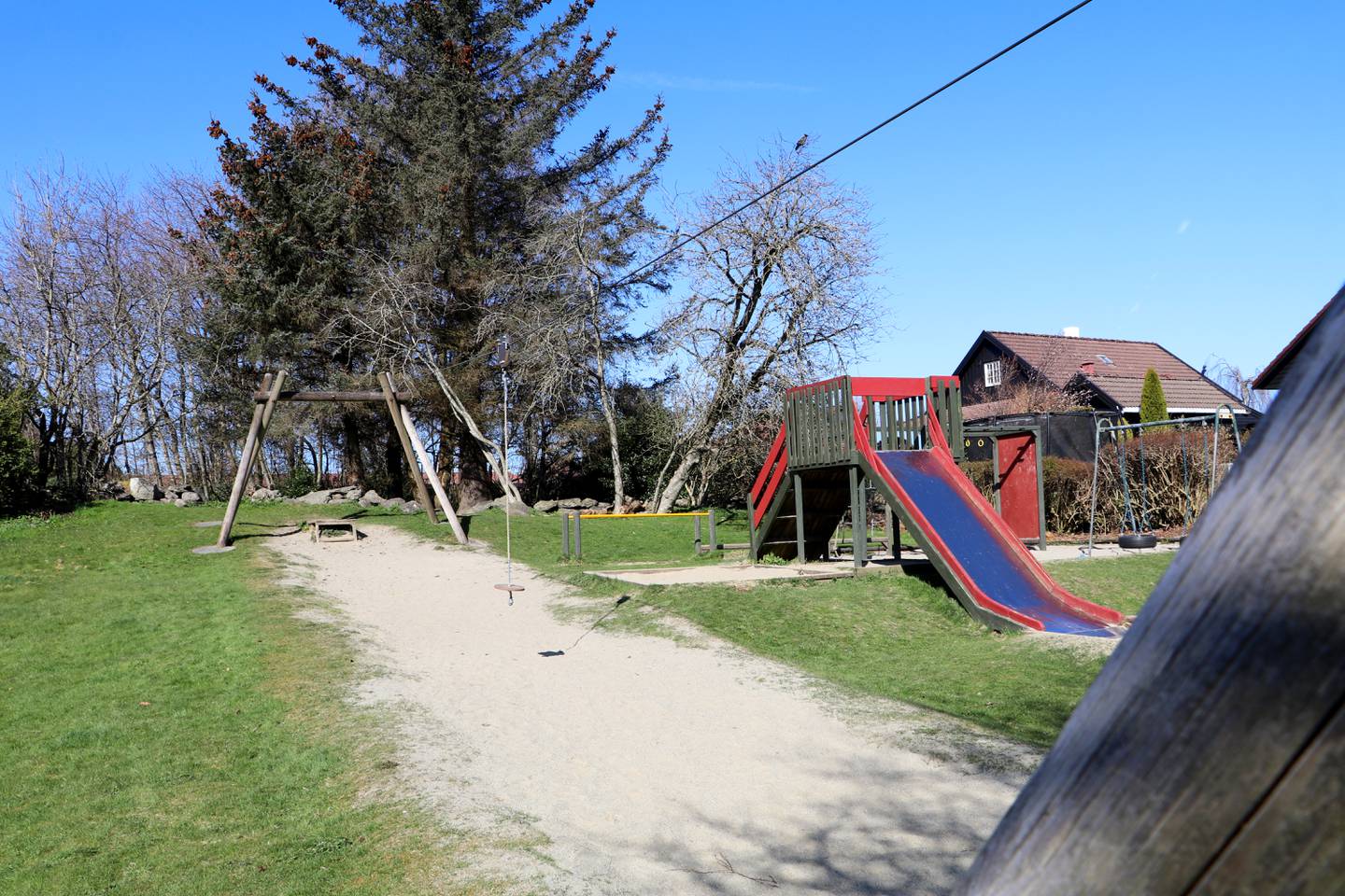 Riddersporen lekeplass på Stokka er blant lekeplassene kommunedirektøren foreslår prioritert til oppgradering i 2022.