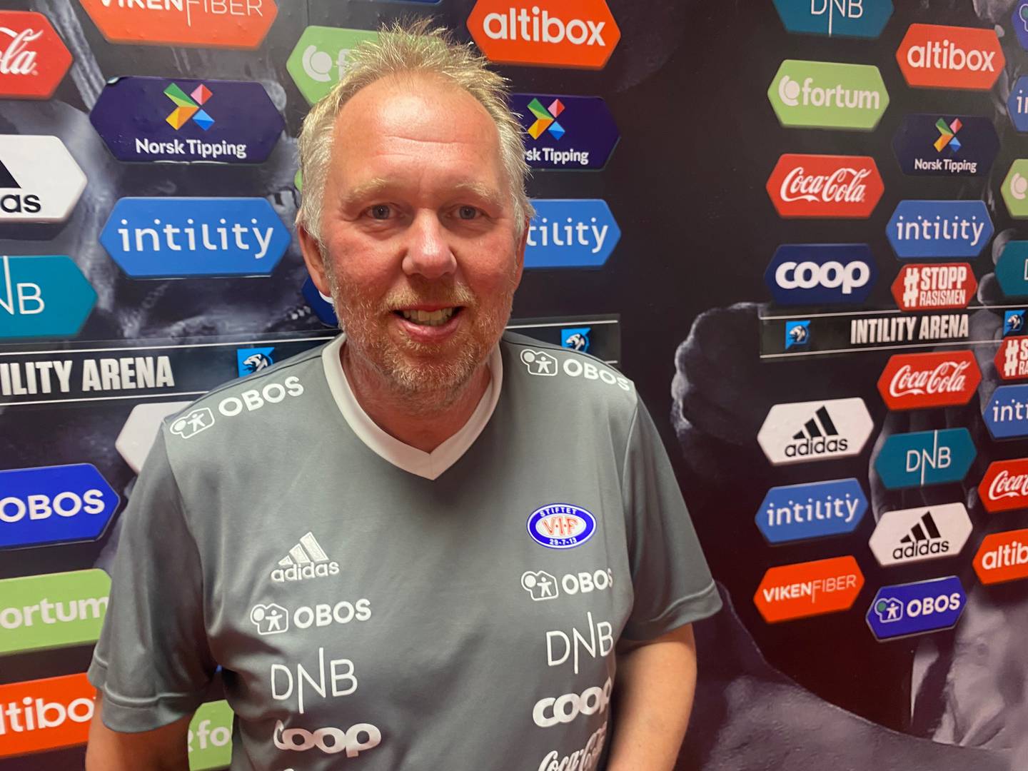 Vålerenga-keepertrener Gjermund Østby var begeistra og positivt overraska over Magnus Sjøengs A-lagsdebut.