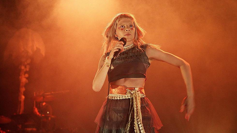 Torsdag og fredag gjør Aurora to omstridte konserter i Tel Aviv. Foto: Mode Steinkjer