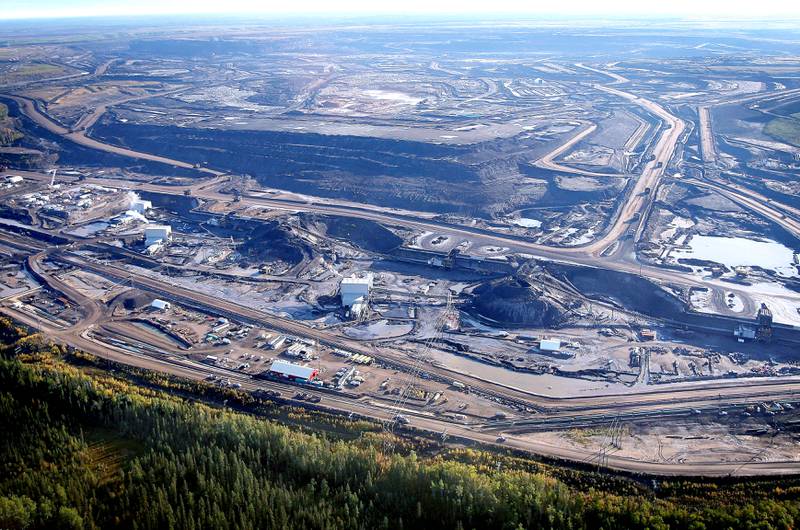 Oljesandvirksomheten i Canada fører til store inngrep i naturen, som i Fort McMurray i Alberta.
