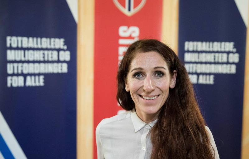 Lise Klaveness vil løse konflikten mellom Ada Hegerberg og Norges Fotballforbund.