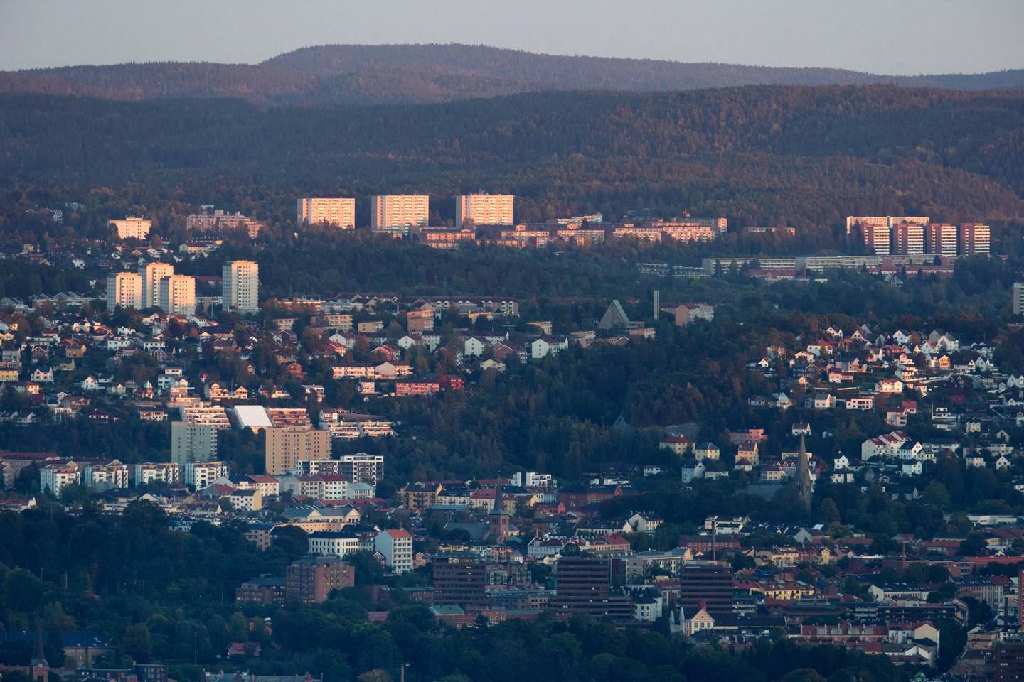 Oslo  20150928.
Oslo øst sett fra Holmenkollen. Bøler, Bogerud, Manglerud, Ekeberg, Tøyen.
Foto: Håkon Mosvold Larsen / NTB scanpix