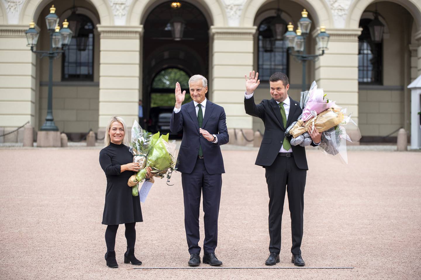 Regjeringen Støre er skadeskutt etter sommerens skandaler. Men 
Sandra Borch og Geir Pollestad er sterke kort, mener Dagsavisen.