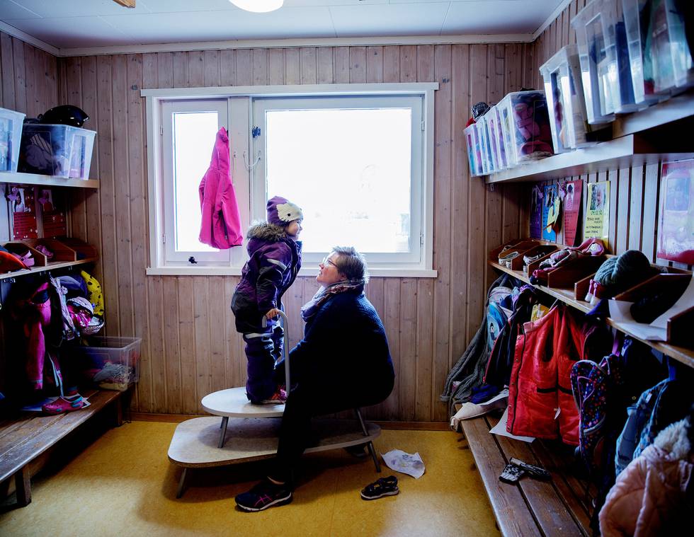– Istedenfor en god flyt i utviklingen for alle barn, opplever vi ofte at vi kommer på etterskudd, sier barnehagelærer Sissel Johanne Pedersen i Bydel Søndre Nordstrand. FOTO: HILDE UNOSEN