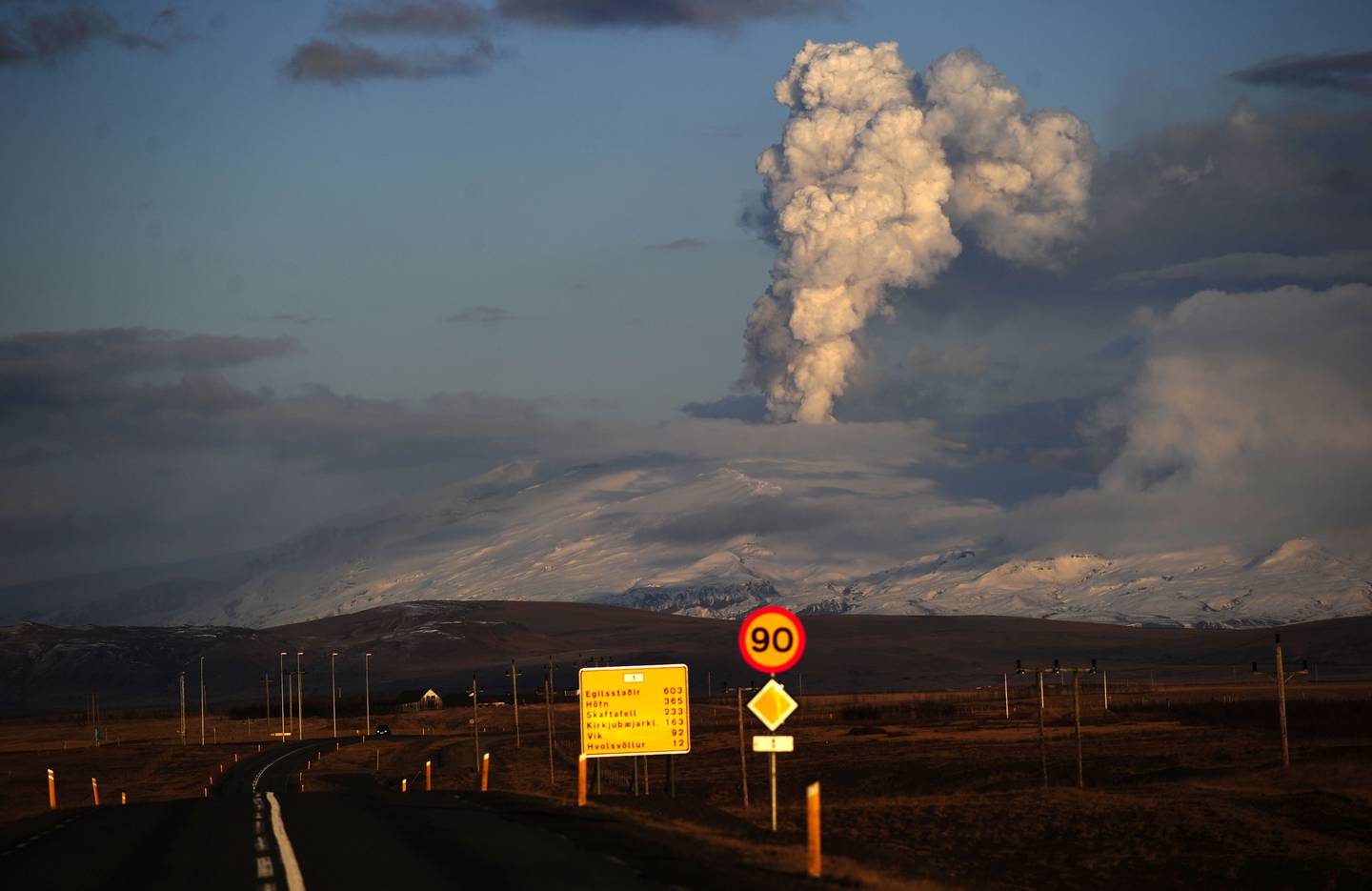 Smoke and ash bellow from Eyjafjallajökull volcano as it is seen from Hella, Iceland, on April 22, 2010. Hundreds of thousands of travellers were left stranded across the globe by the shutdown which began April 15, having to shell out for hotels, food and alternative travel arrangements. AFP PHOTO/Emmanuel Dunand