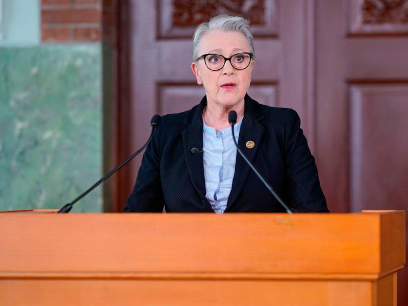 The chairman of the Norwegian Nobel Peace Prize Committee, Berit Reiss-Andersen announces the laureate of the 2020 Nobel Peace Prize "World Food Programme" in the Nobel Institute in Oslo on October 9, 2020. (Photo by Stian Lysberg Solum / NTB / AFP)
