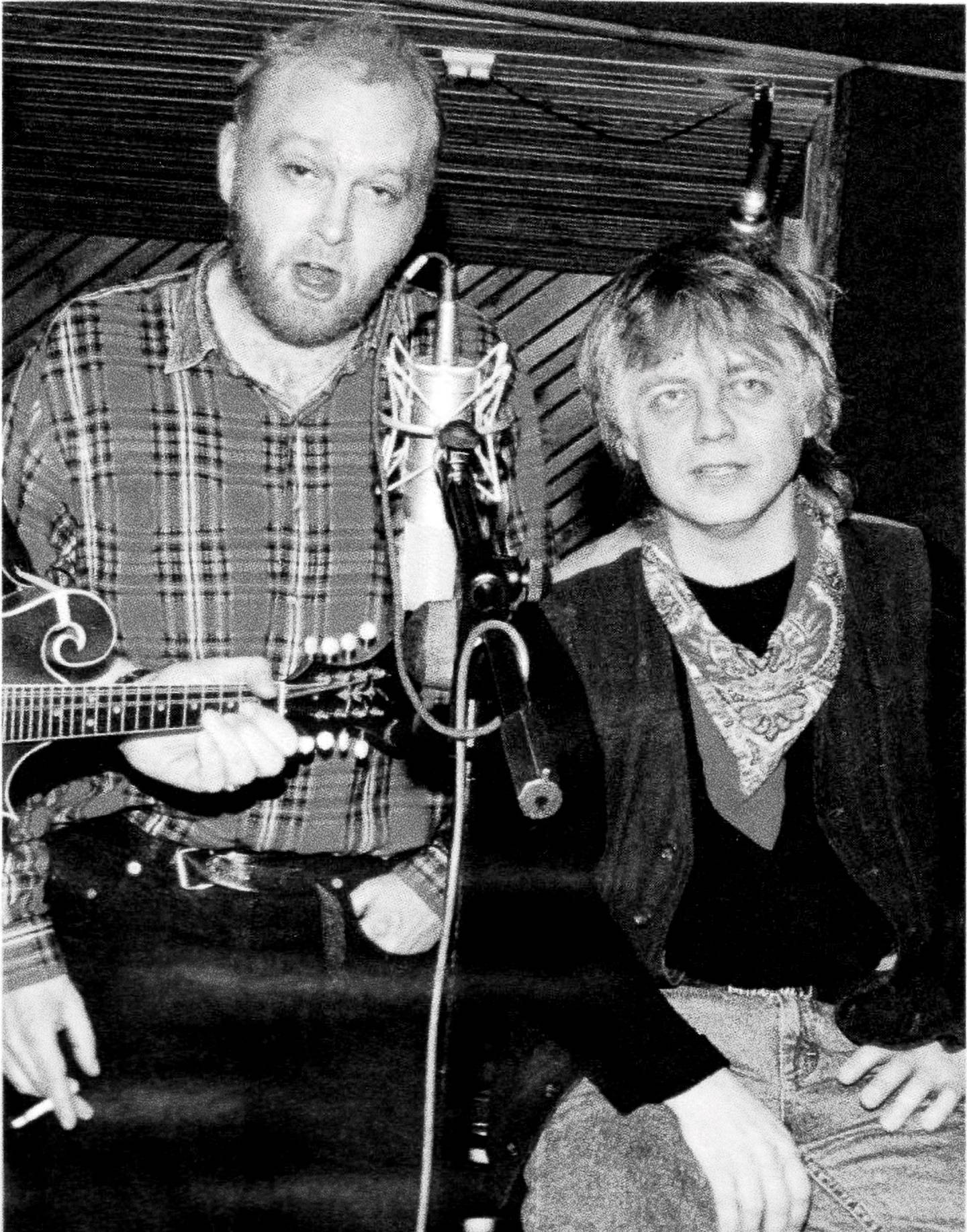 Her er Joachim «Jokke» Nielsen og Trond Granlund fotografert i forbindelse med duettsamarbeidet tilbake i 1995. Foto: Knut Erik Knudsen / handout