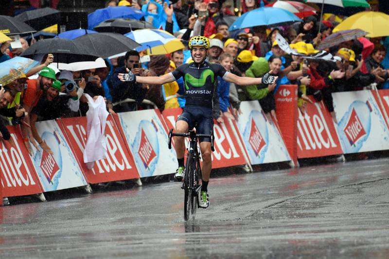 Spanske Jon Izagirre tok Spanias første etappeseier i årets Tour de France, og sikret også at Movistar fikk med seg en etappeseier i tillegg til Nairo Quintanas tredjeplass sammenlagt. Foto: Lionel Bonaventure / AFP.