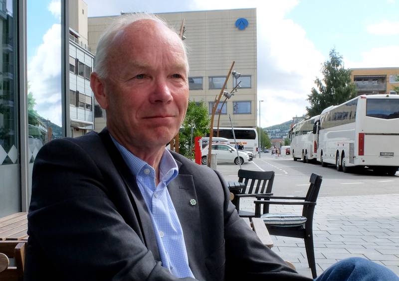 tar ikke lett det: – Jeg kan ikke ta lett på slike store prosjekter når de har så mange svakheter, sier stortingsrepresentant Per Olaf Lundteigen (Sp) om det nye sykehuset som er planlagt på Brakerøya i Drammen. FOTO: PERNILLE VESTENGEN