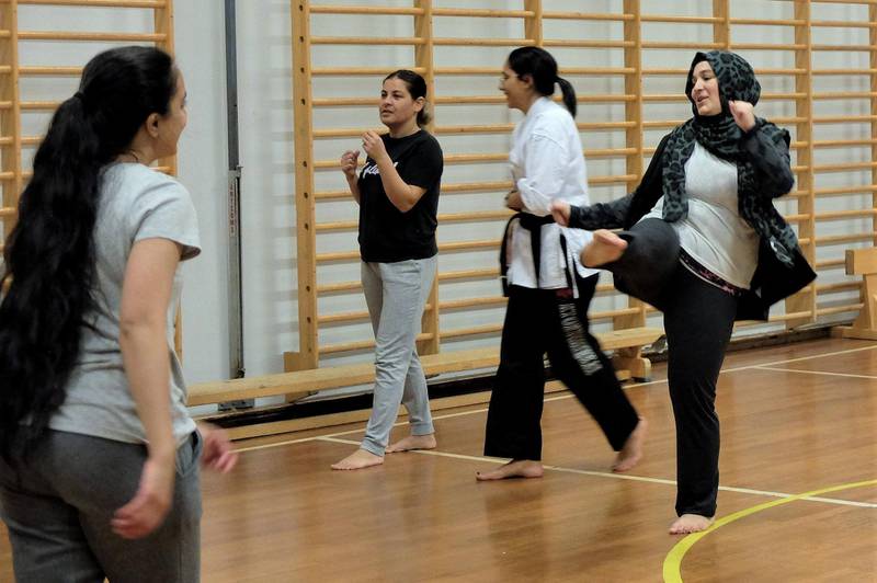 Bevegelse: Esra Taymur (35) blir inspirert og glad av å trene. Med en ettåring hjemme er et par timers egentid verdifull.