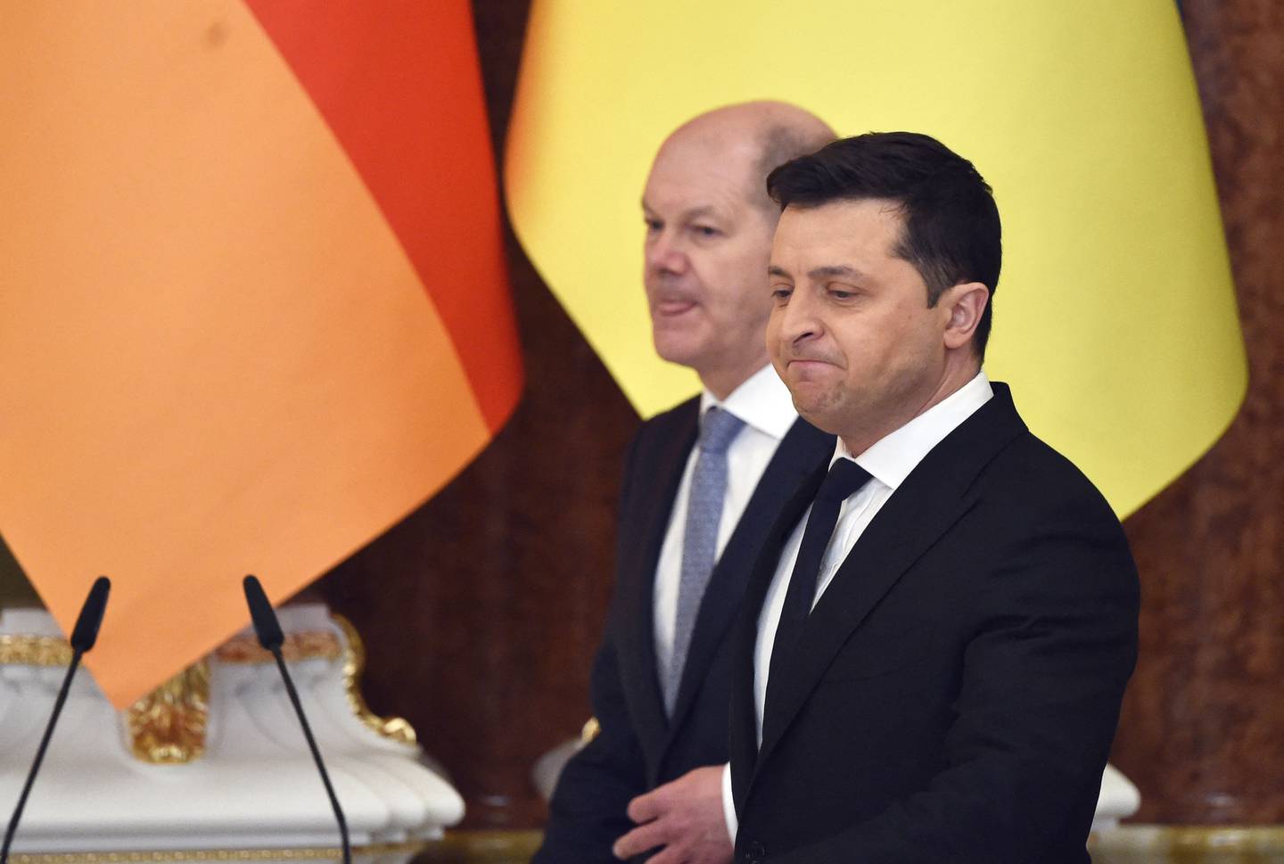 Ukrainas president Volodymyr Zelenskyj møtte mandag Tysklands kansler Olaf Scholz.
