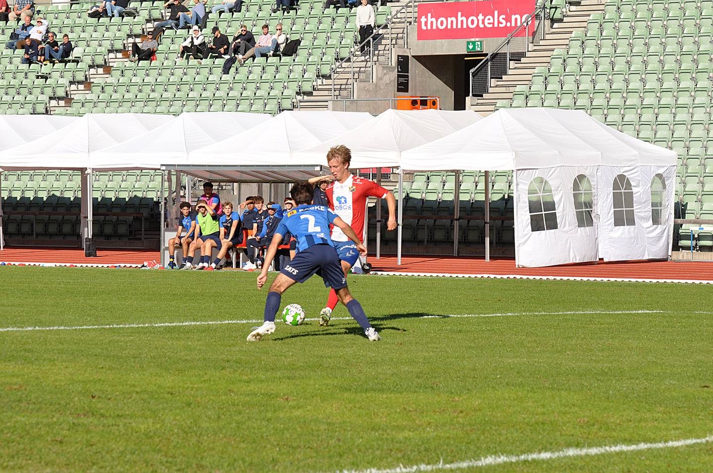 Ole Breistøl curlet inn 2-0 for Lyn mot Stabæk-rekruttene.
