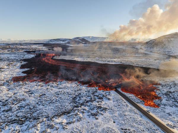 Unntakstilstand etter nytt vulkanutbrudd på Island