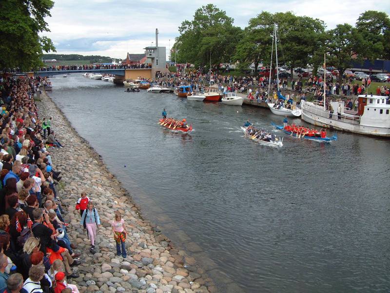 Dragebåtfestivalen var et populært innslag i Moss på slutten av 90-tallet og begynnelsen av 00-tallet. Her fra arrangementet i 2002.