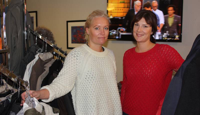 INITIATIVTAKERE: Marita Granholt (til venstre) og Cecilie Eriksen gjennom Stiftelsen Blåkors Fredrikstad.