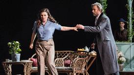 «La Traviata» skjuler provokasjonen under gullpapiret