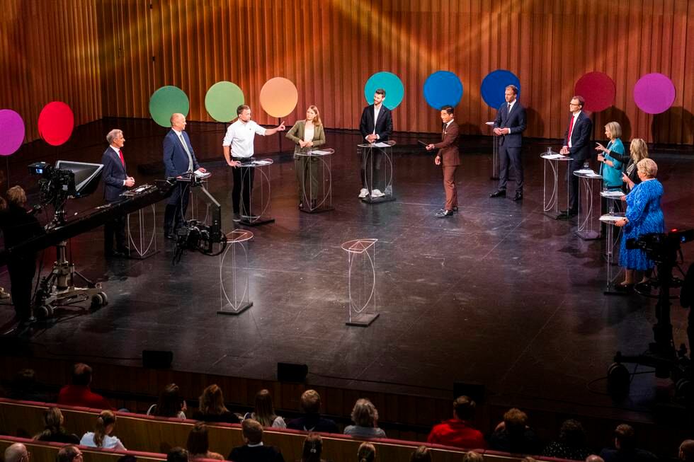 Siden stortingsvalget i 2017 har én av tre velgere byttet parti, viser en ny undersøkelse. Bildet er fra fredagens partilederdebatt i Bodø. Foto: Håkon Mosvold Larsen / NTB