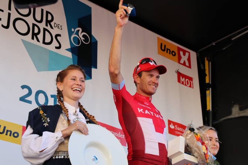 Alexander Kristoff kunne juble for sammenlagt- og etappeseier i Tour des Fjords, og attpåtil i  hjembyen Stavanger. Foto: Erik Sergio Auklend.
