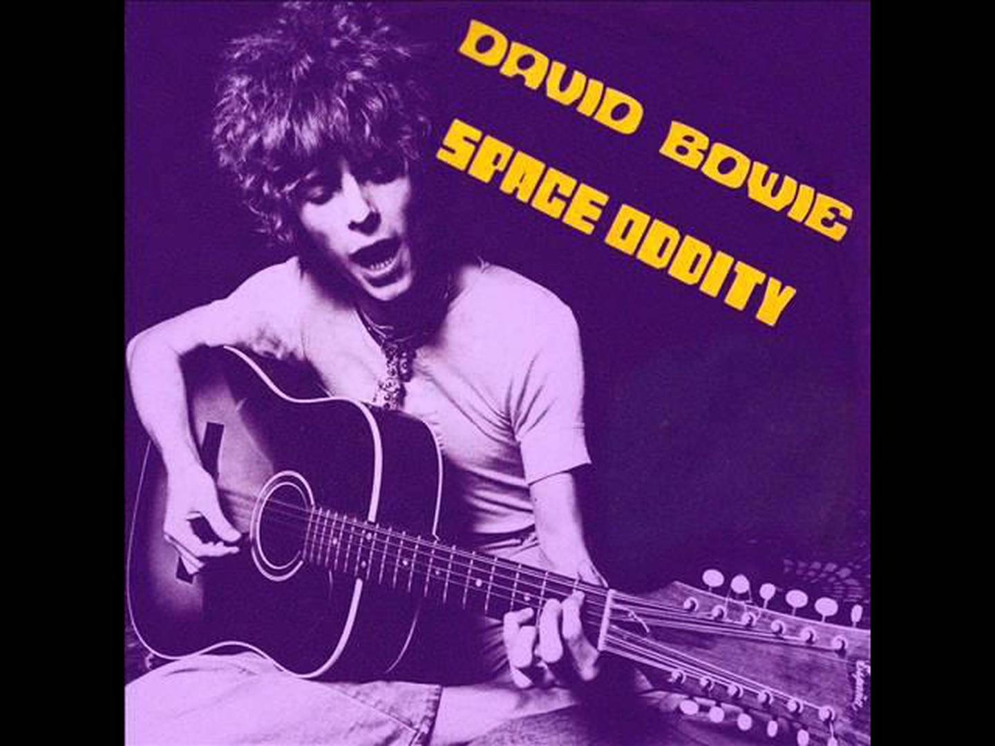 David Bowie på omslaget av "Space Oddity" i 1969.