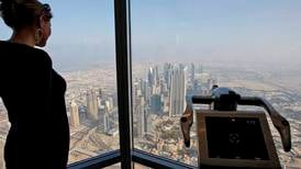 Amnesty-rådgiver om Dubai: Bak den glamorøse fasaden er det en annen virkelighet