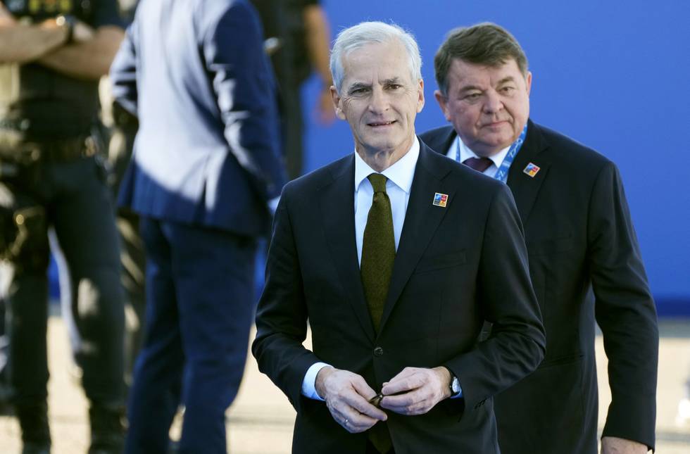 Statsminister Jonas Gahr Støre (Ap) deltar onsdag og torsdag på Natos toppmøte i Madrid. Foto: Paul White / AP / NTB