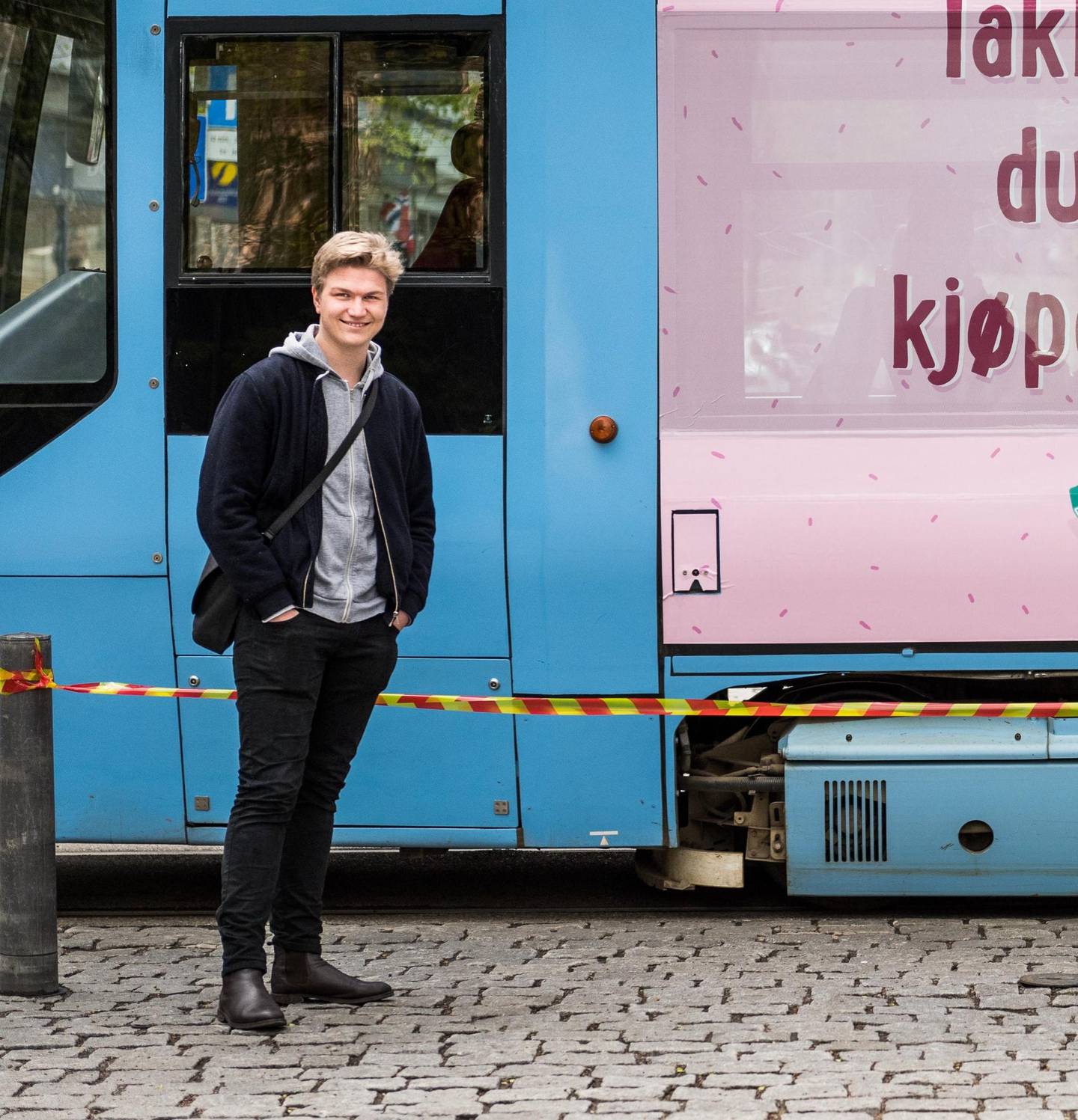 Oslo Unge Høyres leder Nicolai Øyen Langfeldt vil legge ned trikken i Oslo, men får ikke støtte fra Eirik Lae Solberg. Foto: John Trygve Tollefsen.