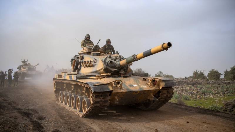 Tyrkiske tanks i Afrin, en enklave i Nord-Syria som er kontrollert av den kurdiske militsen YPG. 