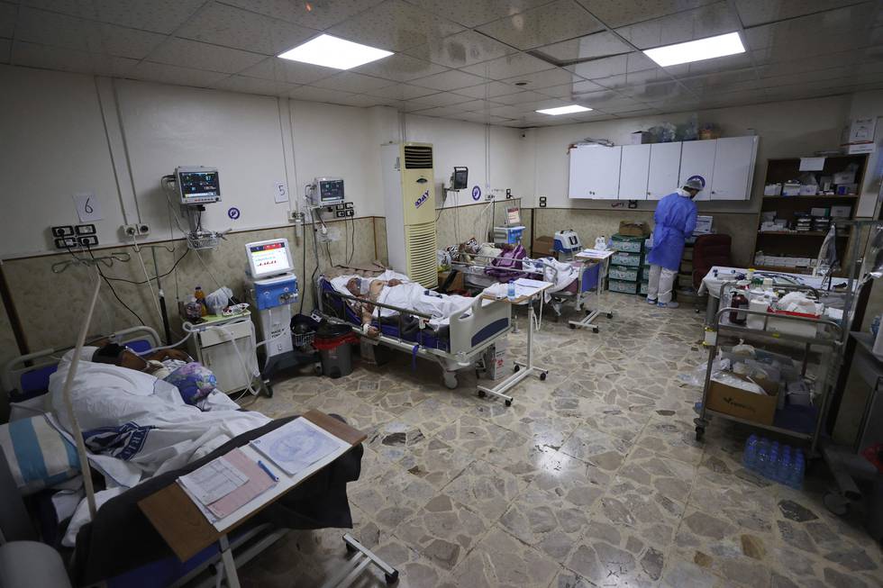 Syriske koronapasienter ligger på et sykehus i opprørskontrollerte Idlib i slutten av september i år.