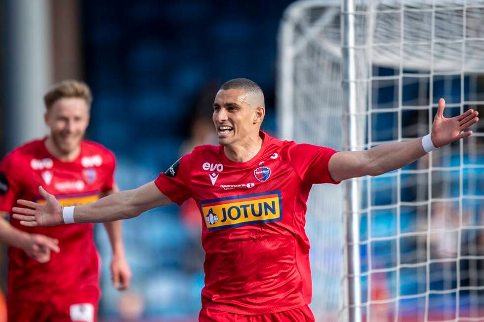 Sandefjords Mohamed Ofkir jubler for ett mål i eliteseriekampen i fotball mellom Strømsgodset og Sandefjord.
Foto: Annika Byrde / NTB