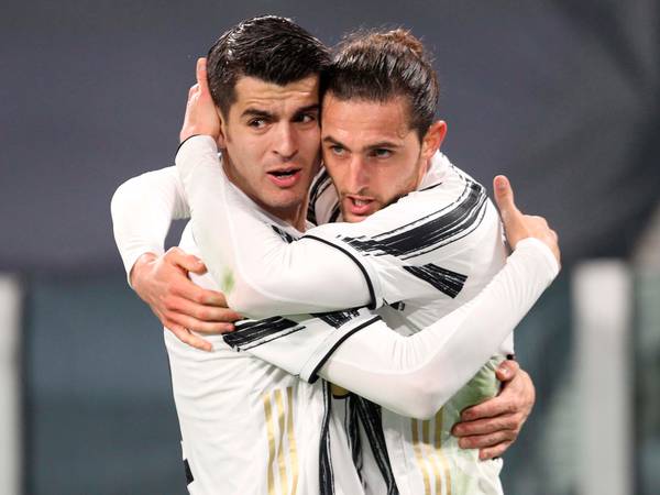 Sky Sports: Juventus har akseptert United-bud på Rabiot