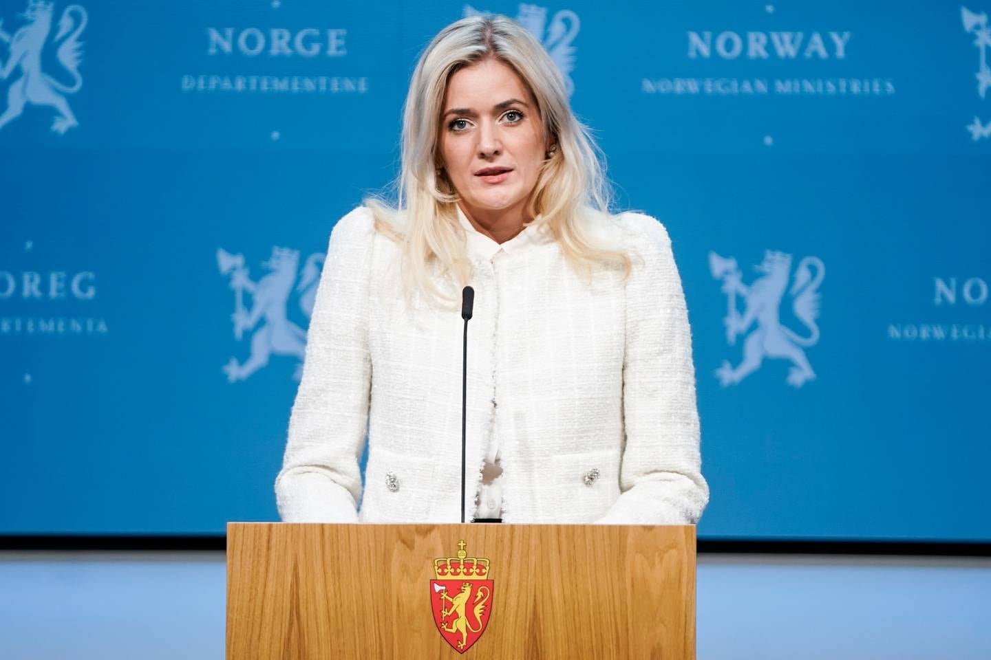 Justis- og beredskapsminister Emilie Enger Mehl inviterer på pressekonferansen om beredskap i norske havner.
Foto: Terje Pdersen / NTB