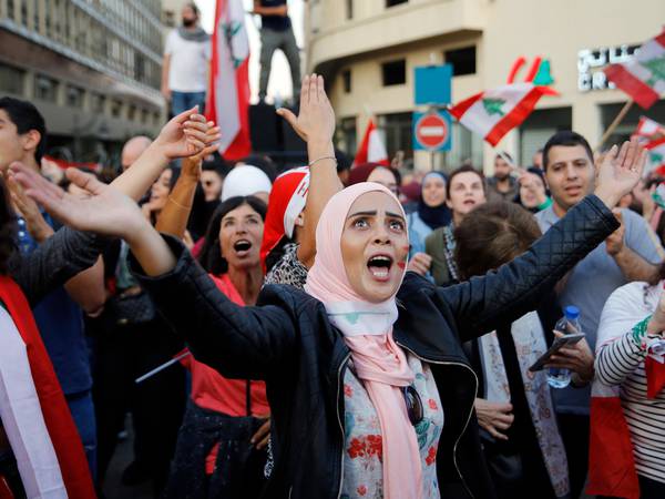 Demonstrasjoner for og imot presidenten i Beirut