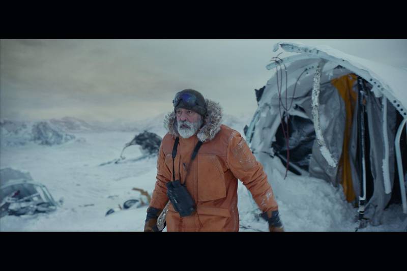 George Clooney gjør et ambisiøst forsøk på å lage seriøs science ficton. Foto: Netflix