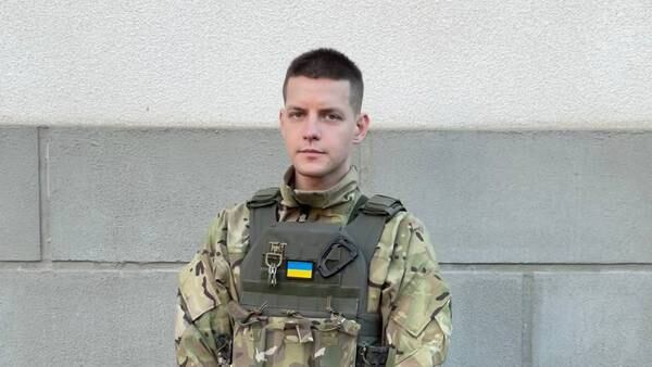 Russiske Daniil (29) kjemper mot sine egne landsmenn i Ukraina