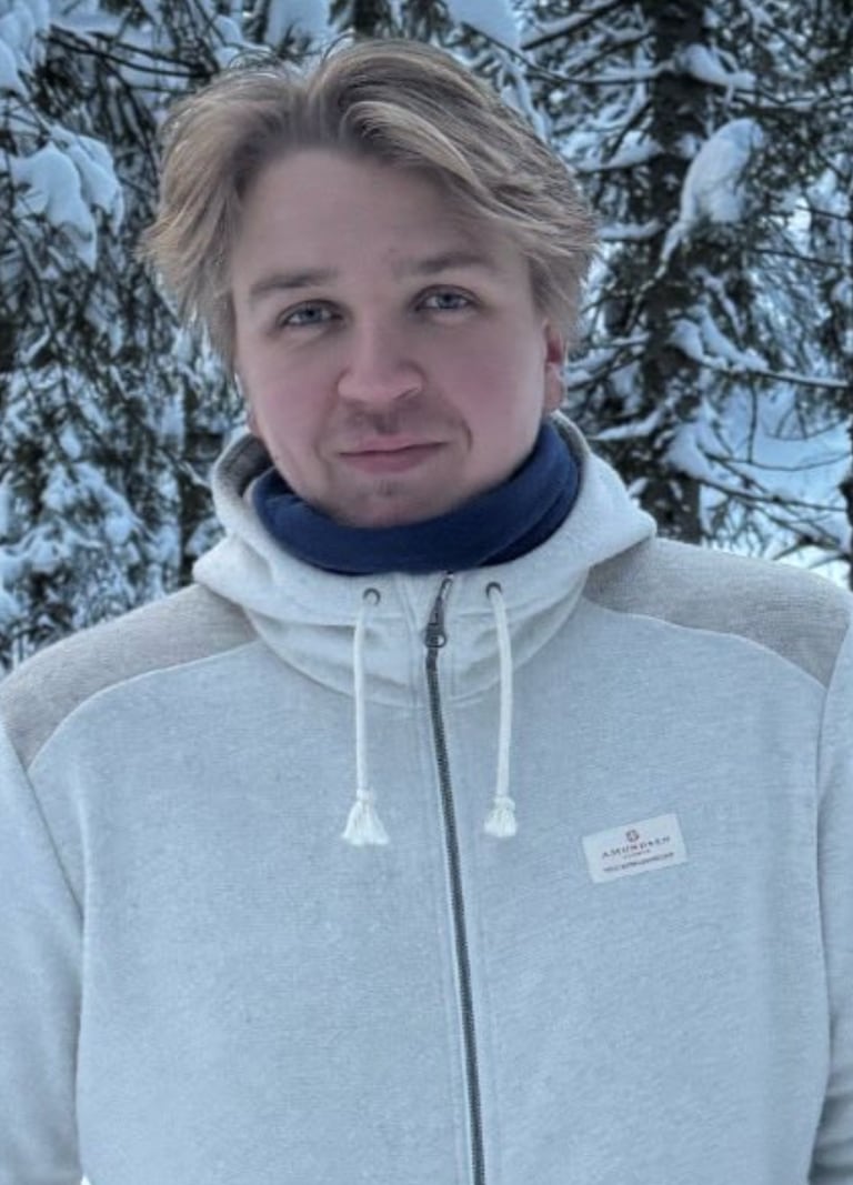 Et bilde av Martin Strøm på vinteren.