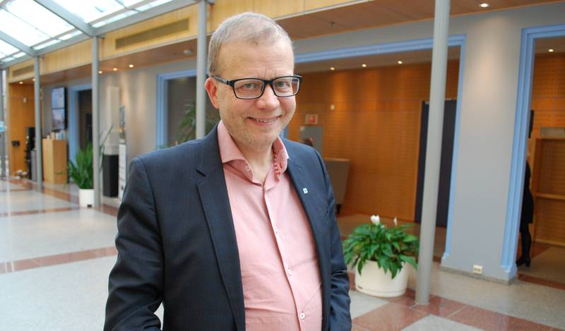 SJEFEN: NHOs regiondirektør i Østfold, Roald Gulbrandsen har klokkertro på disippelen sin.