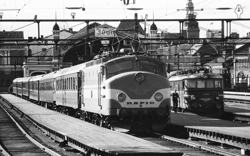 Skandiapilen var et elektrisk drevet tog fra Statens Järnvägar i Sverige.
