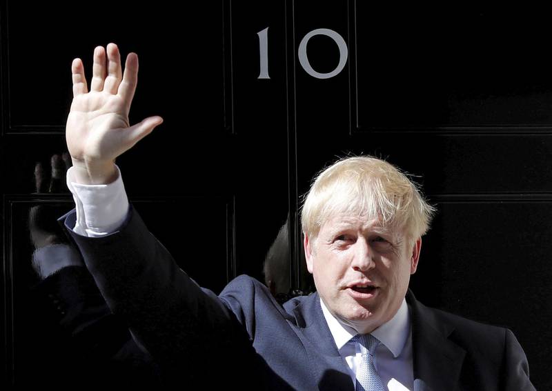 Statsminister Boris Johnson vekker raseri ved at han vil suspendere parlamentet i flere uker i høst. Han vil ha gjennom brexit med eller uten en avtale 31. oktober.