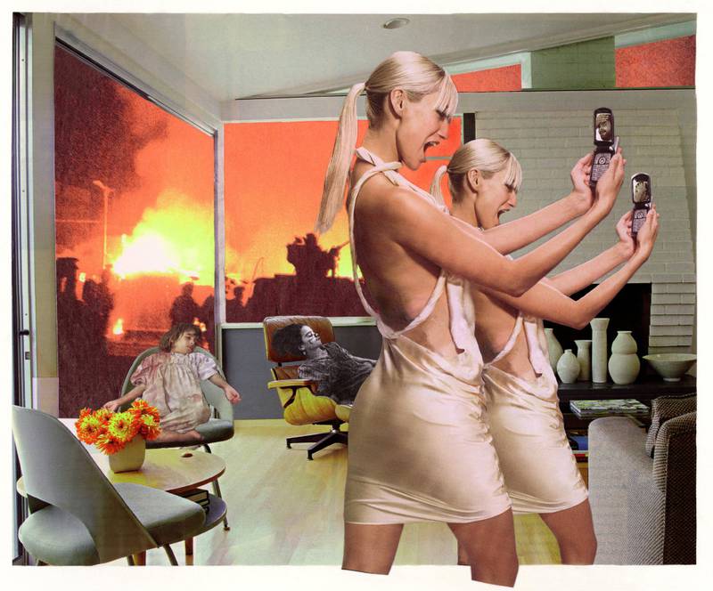 Martha Roslers krigscollager er slående uttrykk for hvordan krigsbildene blir som en tapet vi overser når de kommer inn i stuene våre. Utstillingen på Bonniers konsthall rommer mange slående bilder.