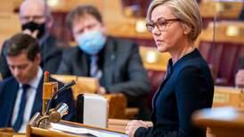 Ap vil ha rusreform-forhandlinger uten Venstre