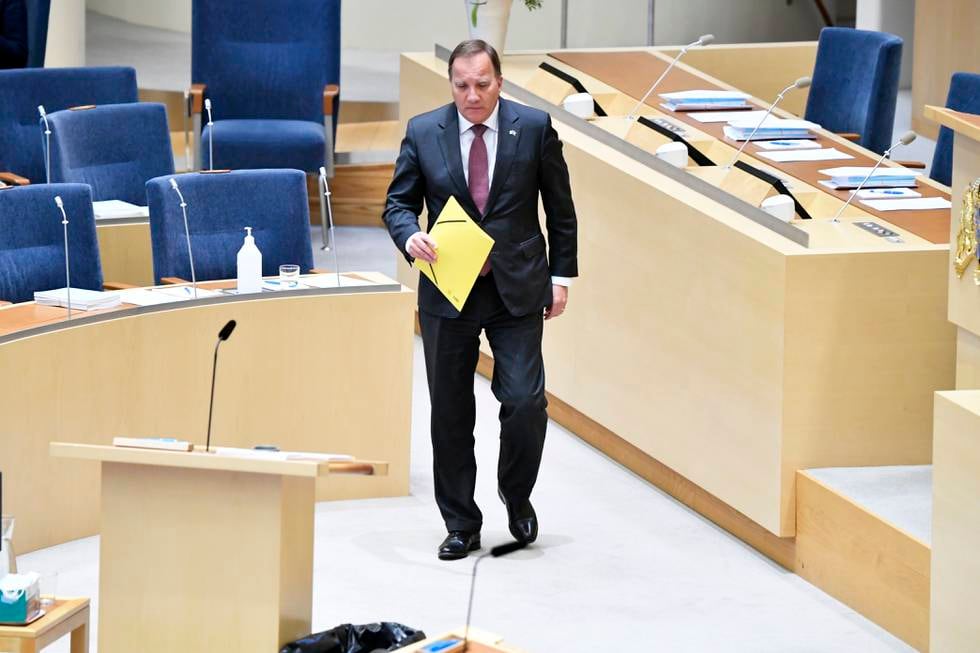 Statsminister Stefan Löfven (S) under spørretimen i Riksdagen torsdag, da det ble klart at det er flertall for et mistillitsforslag mot ham. Foto: Henrik Montgomery/TT / NTB