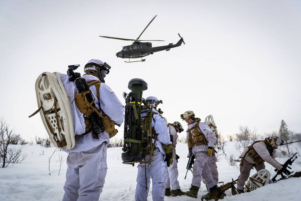 I 2015 arrangerte Norge sin første militærøvelse i Finnmark siden 1967. Øvelsen, nær den norsk-russiske grensen, ble umiddelbart fulgt opp av en uannonsert øvelse på russisk side. FOTO: FORSVARETS MEDIESENTER/NTB SCANPIX