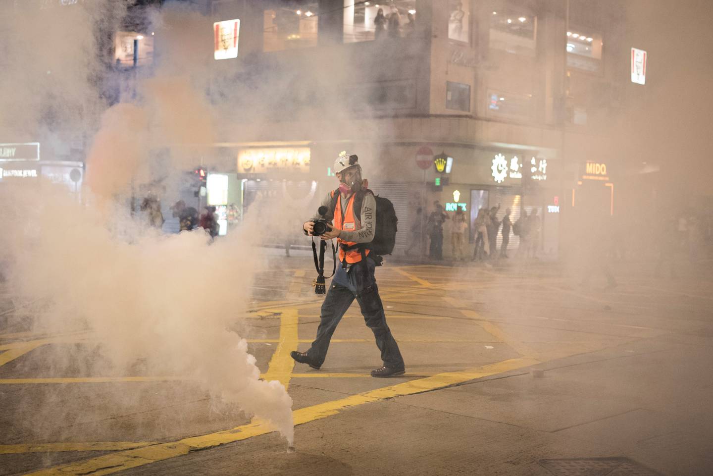 Hammer filmer i tåregassen i Hongkong