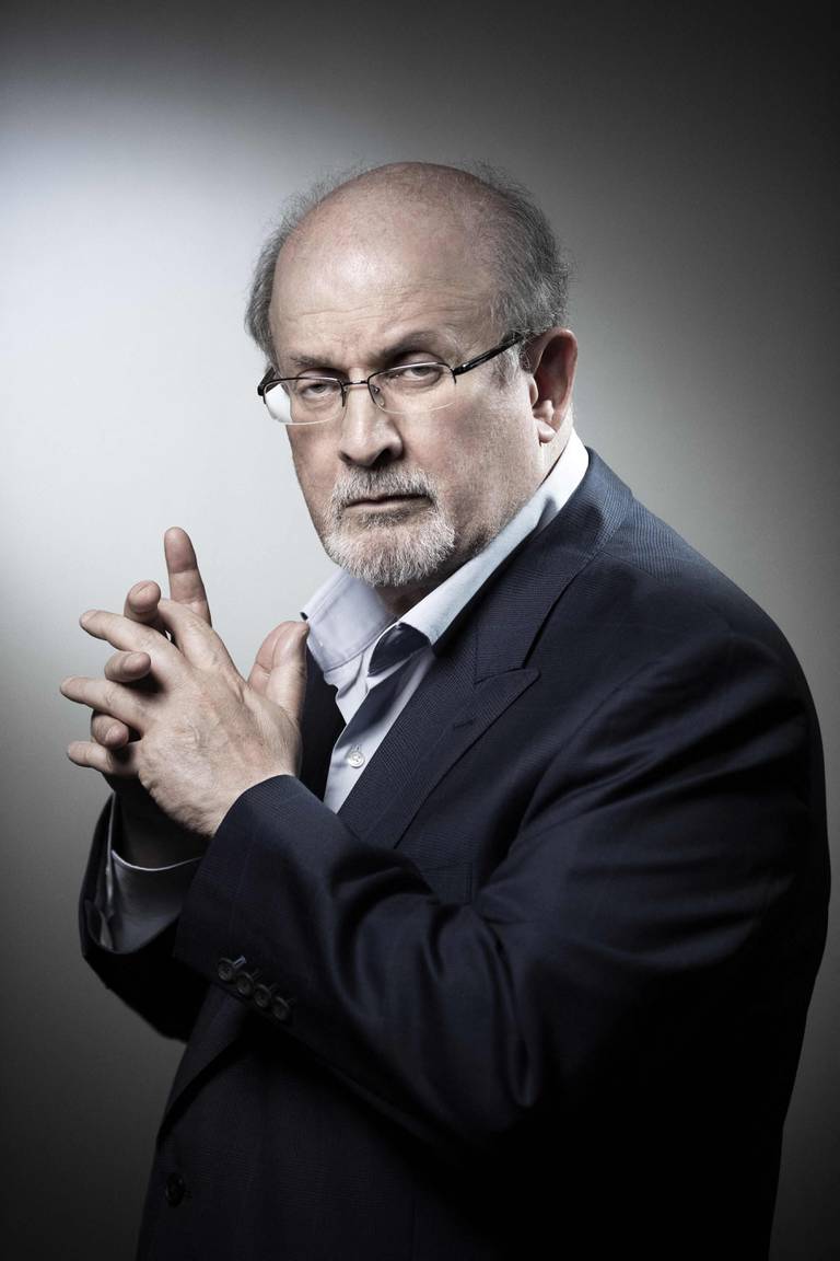 Salman Rushdie fotografert i 2018. Nå kommer «Seiersbyen».