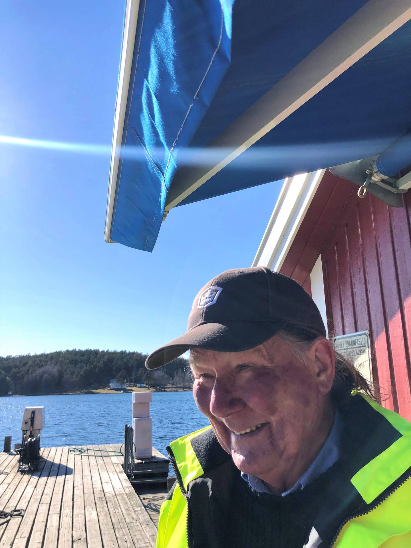 Terje Andersen er blitt et kjent ansikt for båtfolk og landkrabber på Vikane og Hankø etter å ha drevet familiens landhandel i over 30 år.